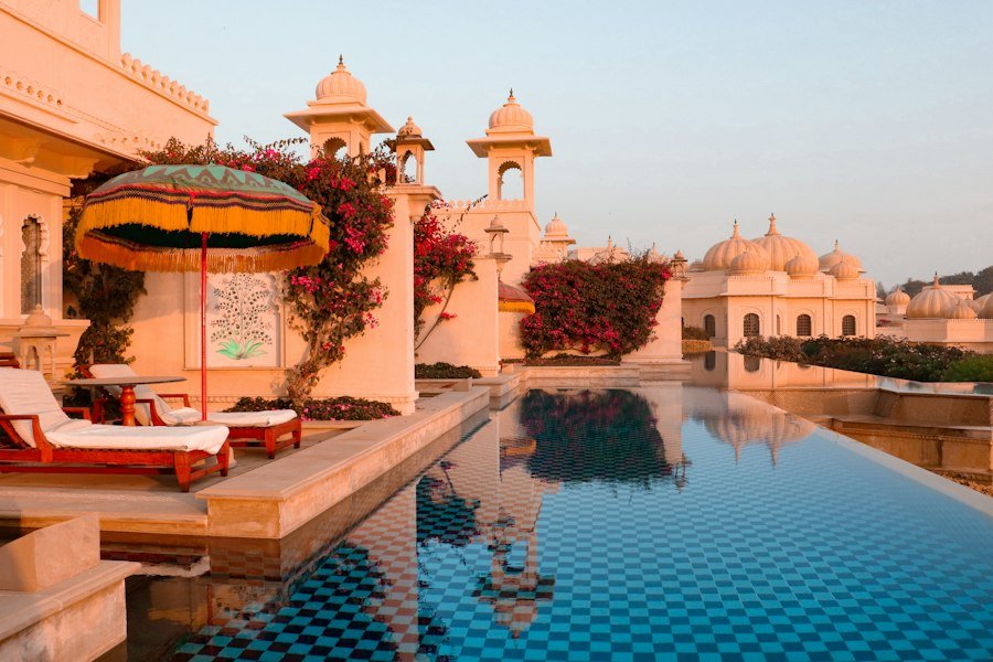 luxury hotel deals